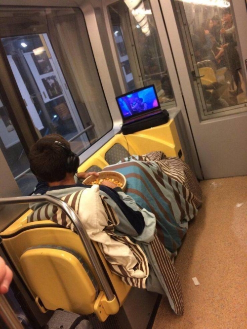 dzbsujm2.jpg
